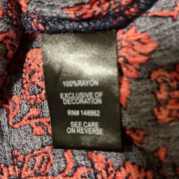 Torrid | Lace-Up Babydoll Tunic Top - Crinkle Gauze Floral Red/Navy 3X - Picture 9 of 9